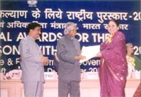 RECIPIENT OF NATIONAL AWARD, 2002